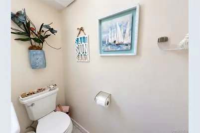 26 Whalers Cove, Babylon, NY 11702 - Photo 12