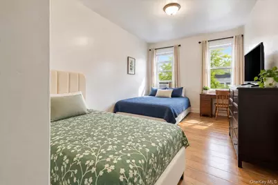 1385 Bronx River Avenue, Bronx, NY 10472 - Photo 6