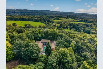 498 Rossway Road, Pleasant Valley, NY 12569 - Photo 40