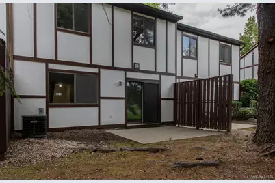7 Topaz Run, Poughkeepsie, NY 12603 - Photo 26
