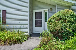 226 Eagleton Dr, Monroe, NY 10950 - Photo 4