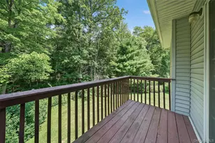 226 Eagleton Dr, Monroe, NY 10950 - Photo 32