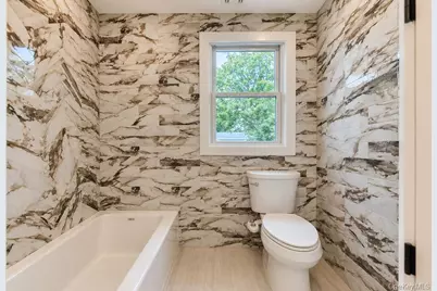 218 W Tyler Avenue, Miller Place, NY 11764 - Photo 36