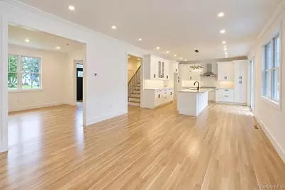 218 W Tyler Avenue, Miller Place, NY 11764 - Photo 16