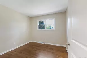 159 Wawayanda Ave, Middletown, NY 10940 - Photo 18