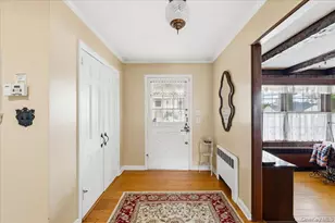 3075 Wilson Ave, Wantagh, NY 11793 - Photo 4