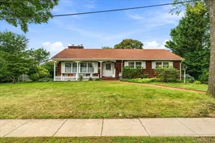 3075 Wilson Ave, Wantagh, NY 11793 - Photo 2