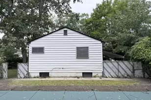 1209 Udall Rd, Bay Shore, NY 11706 - Photo 6