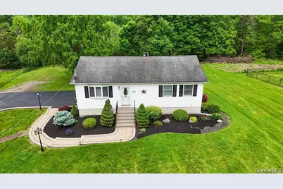 423 Rock Cut Road, Walden, NY 12586 - Photo 6