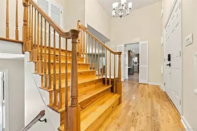 39 Clintonwood Drive, New Windsor, NY 12553 - Photo 14
