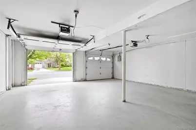 13835 11th Avenue, Whitestone, NY 11357 - Photo 32