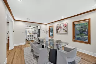 93 Myrtle Dr, Great Neck, NY 11021 - Photo 10