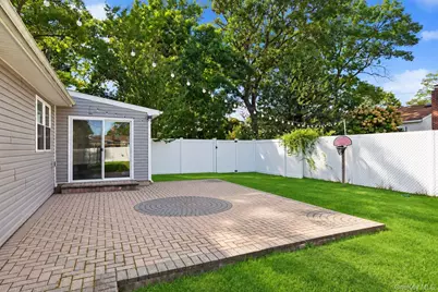47 Rexmere Avenue, Farmingville, NY 11738 - Photo 20