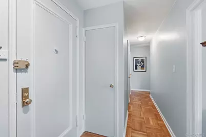 60 Knolls Crescent #10L, Bronx, NY 10463 - Photo 2