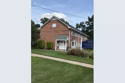 100 Connetquot Ave #36, East Islip, NY 11730 - Photo 1
