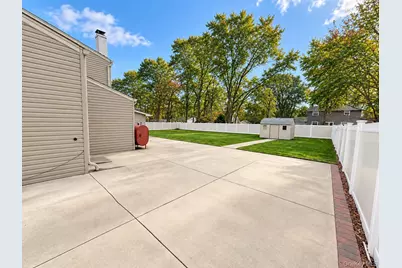 80 Lincoln Avenue, Port Jefferson, NY 11776 - Photo 12
