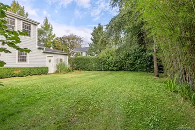 43 Astor Avenue, Brookhaven, NY 11719 - Photo 32