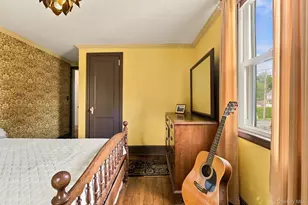 209 Gidney Ave, Newburgh, NY 12550 - Photo 12