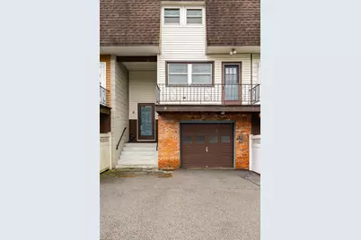 8 Boxwood Court, Poughkeepsie, NY 12601 - Photo 2