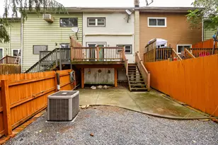 8 Boxwood Ct, Poughkeepsie, NY 12601 - Photo 24