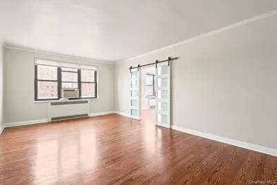 98-120 Queens Boulevard #5/D, Rego Park, NY 11374 - Photo 8