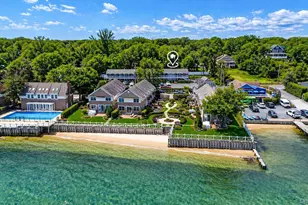 62 Canoe Place Rd, Hampton Bays, NY 11946 - Photo 4