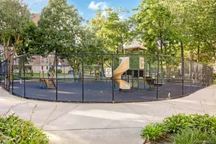 18-40 211th St, Bayside, NY 11360 - Photo 24