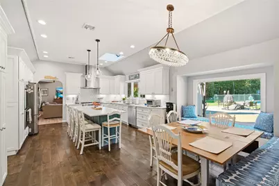 14 Sherwood Gate, Oyster Bay, NY 11771 - Photo 16