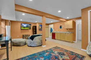 649 S Pascack Rd, Spring Valley, NY 10977 - Photo 22