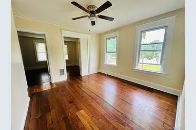 57 Smith Street, Poughkeepsie, NY 12601 - Photo 8