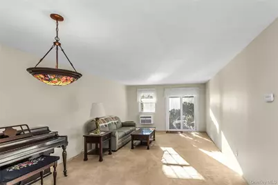 4426 Wilshire Lane #4426, Oakdale, NY 11769 - Photo 8