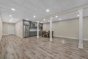 52102 Beech Tree Ln, Plainview, NY 11803 - Photo 20