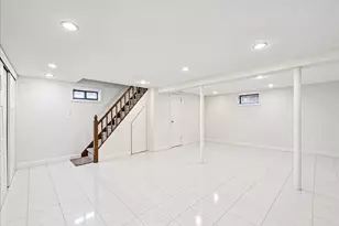 75-79 181st St, Fresh Meadows, NY 11366 - Photo 34