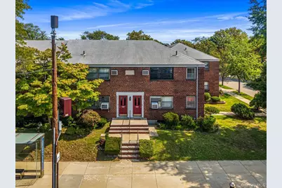 17-03 Utopia Parkway #2-48, Whitestone, NY 11357 - Photo 18