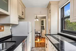 17-03 Utopia Pkwy, Whitestone, NY 11357 - Photo 8