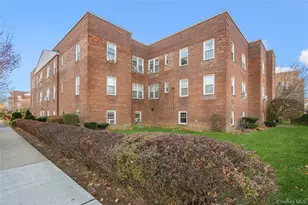200 N Village Ave, Rockville Centre, NY 11570 - Photo 2