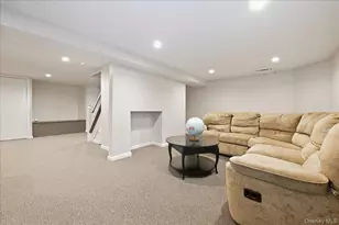 8 Philson Ct, Commack, NY 11725 - Photo 34