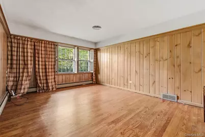 17 Whitehouse Avenue, Poughkeepsie, NY 12601 - Photo 10