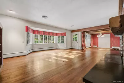 17 Whitehouse Avenue, Poughkeepsie, NY 12601 - Photo 8