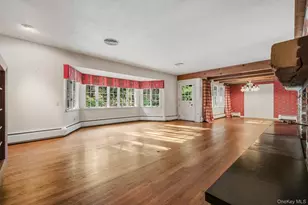 17 Whitehouse Ave, Poughkeepsie, NY 12601 - Photo 8