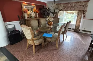 80 Surrey Ln, Hempstead, NY 11550 - Photo 6