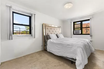 87-40 Francis Lewis Boulevard #B42, Queens Village, NY 11427 - Photo 12