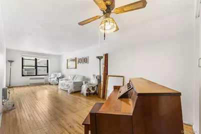 87-40 Francis Lewis Boulevard #B42, Queens Village, NY 11427 - Photo 2