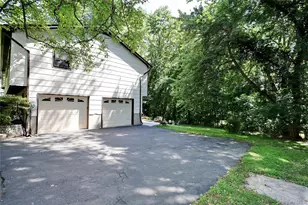 150 Schweizer Ln, Bardonia, NY 10954 - Photo 30
