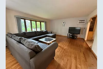 150 Schweizer Lane, Bardonia, NY 10954 - Photo 6
