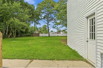 930 Tooker Avenue, West Babylon, NY 11704 - Photo 26