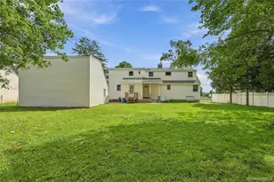 930 Tooker Ave, West Babylon, NY 11704 - Photo 4