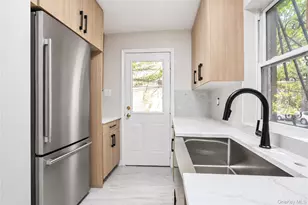 613 Oak Terrace, Bronx, NY 10454 - Photo 6
