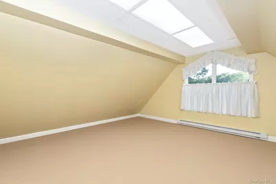 37 W Woodside Avenue, Patchogue, NY 11772 - Photo 26
