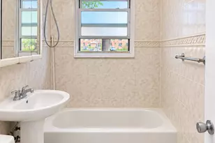 69-38 Kissena Blvd, Flushing, NY 11367 - Photo 6